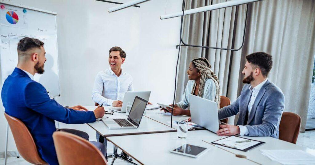 Why Partnering With the Best Staffing Companies in India Improves Employee Retention